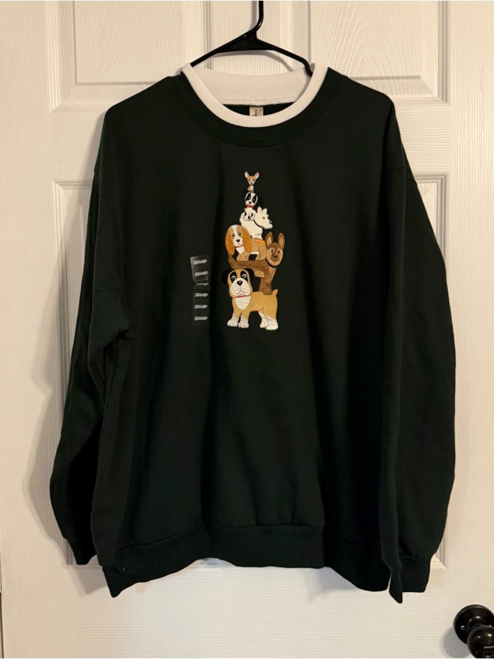 decorated originals sweatshirt NWT Green With Embroidered Stacked Dogs 2xl